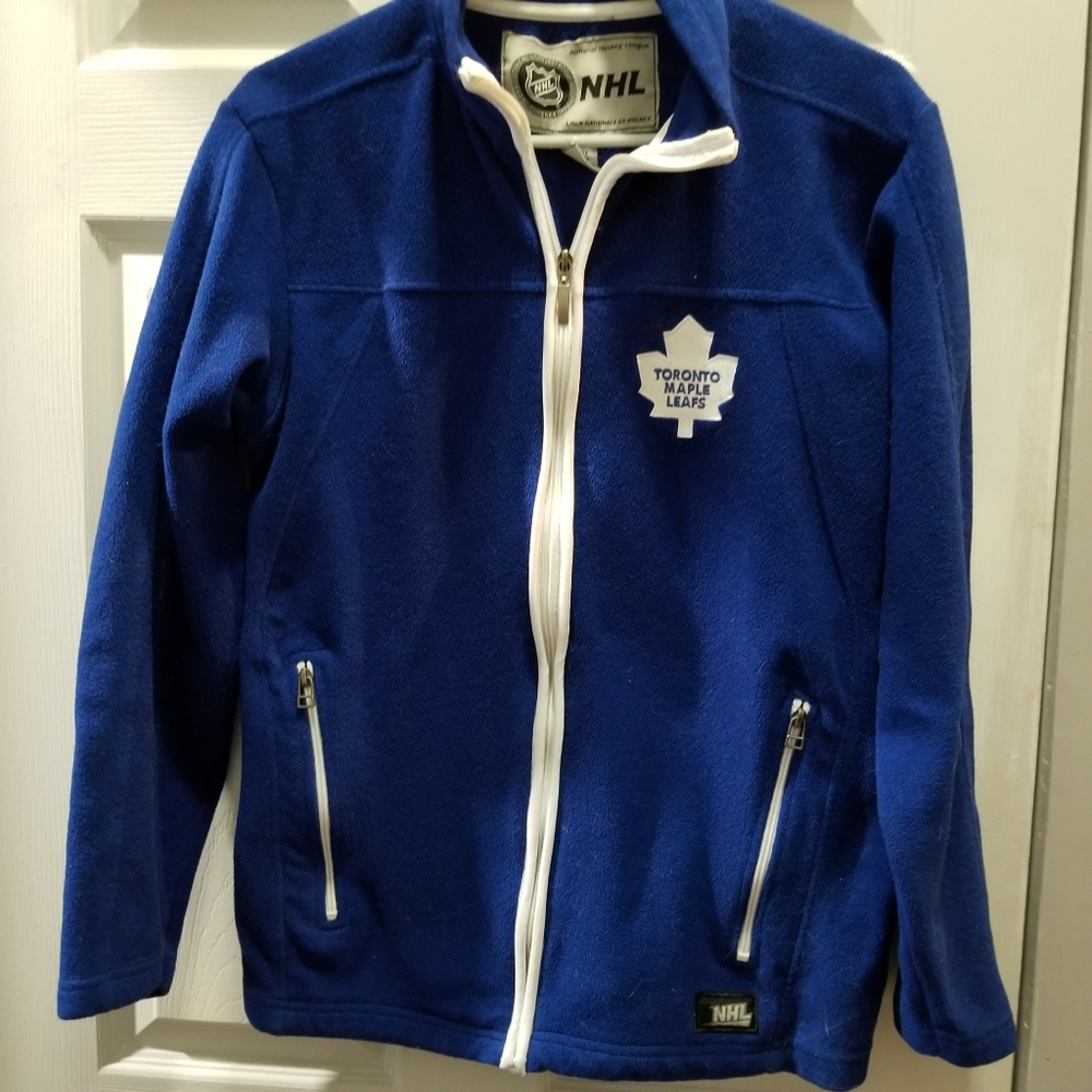 Toronto maple leaf hockey sweater